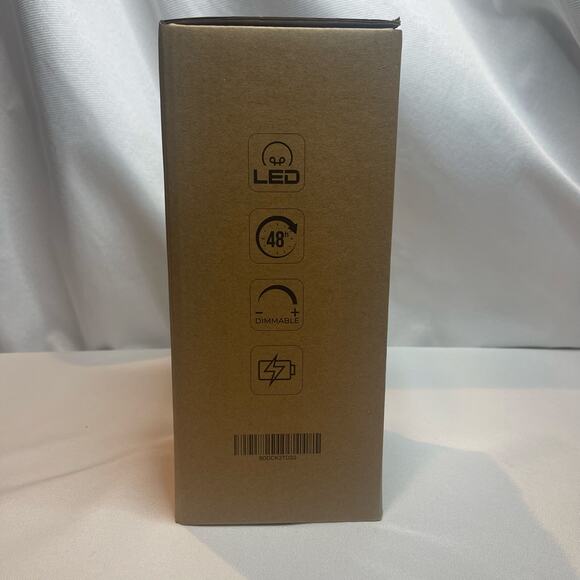 LUXXIO Cordless Bedside Table Lamp-Rechargeable - Picture 3 of 3